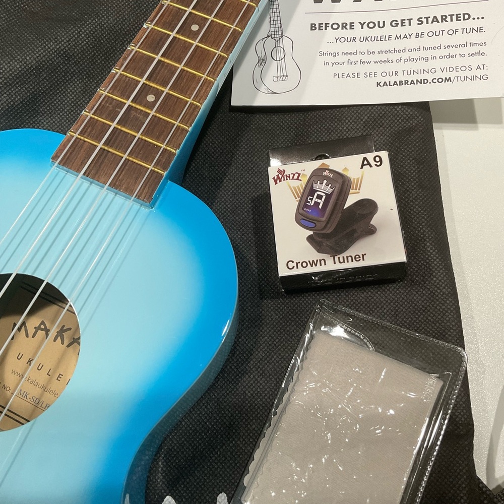 🪴NWT KALA Light Blue Burst Soprano Ukulele - Picture 3 of 8